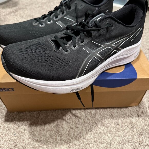 Asics Other - ASICS Gel-Kayano 32 Men’s 13 Width 4E